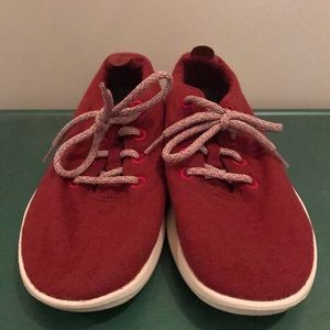 Allbirds wool runners W9 red